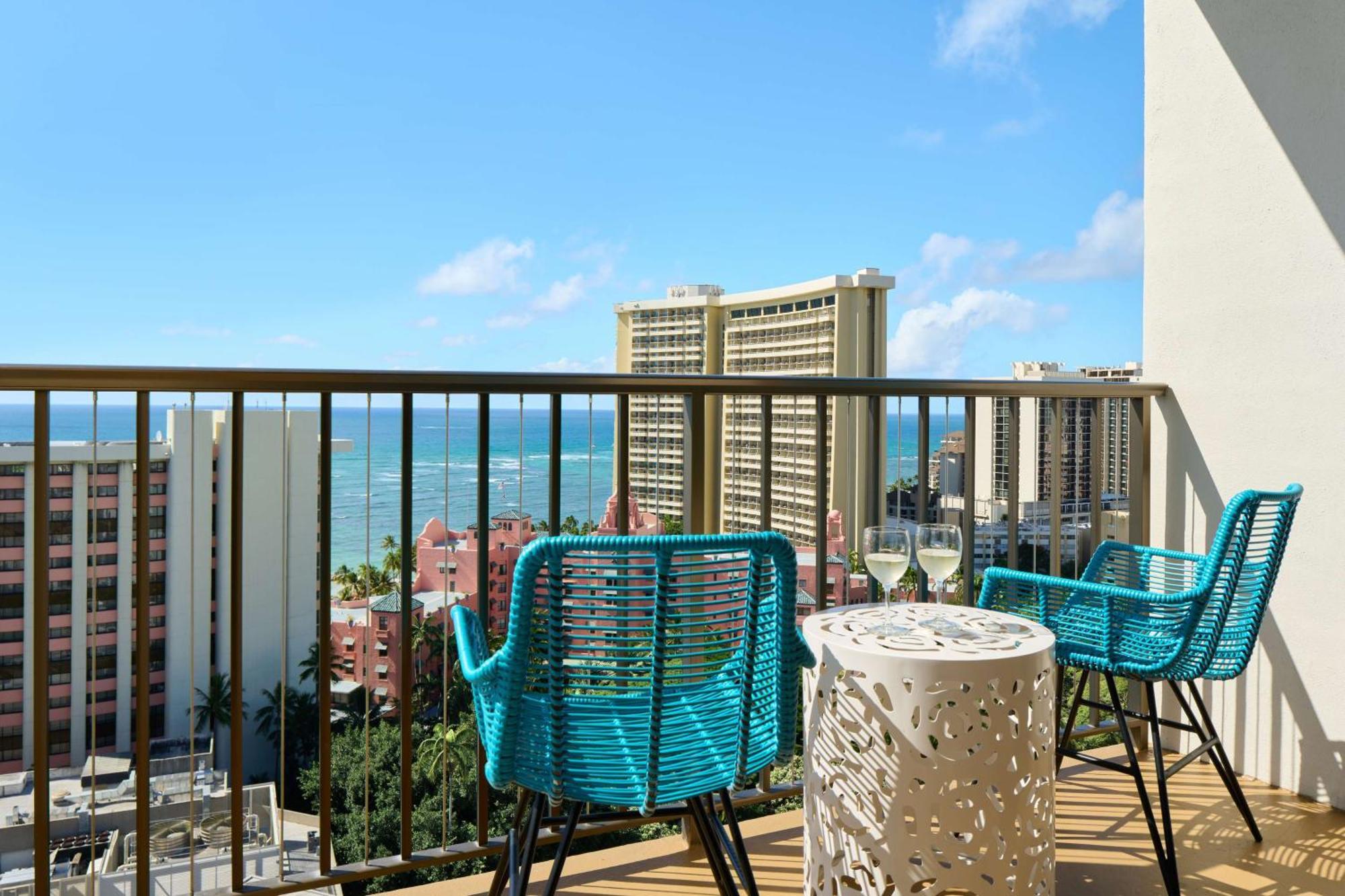 Outrigger Waikiki Beachcomber Hotel Honolulu Exterior photo